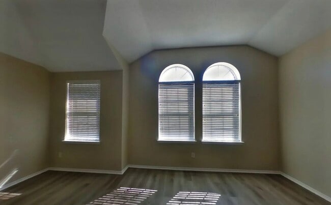 Photo - Welcome Home: Beautiful 4-Bedroom Single-Family Gem