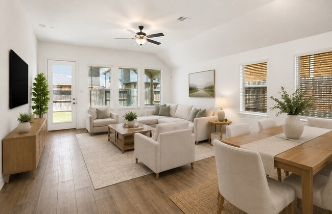 Photo - 31422 Vineyard Creek Dr