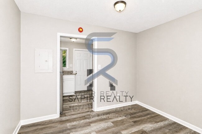 Photo - 2045 Alison Ct SW Unidad 3