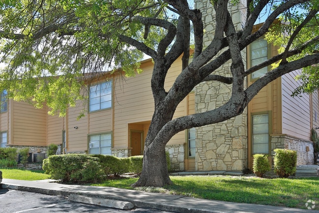 Photo - University Cove Apartments