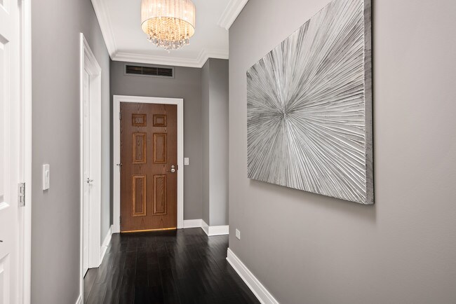 Photo - 21 E Huron St Unit 1004