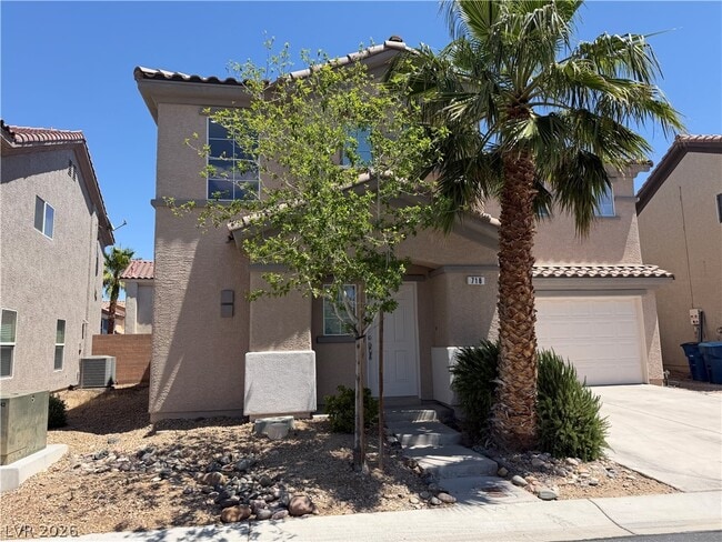 Photo - 718 Thornford St