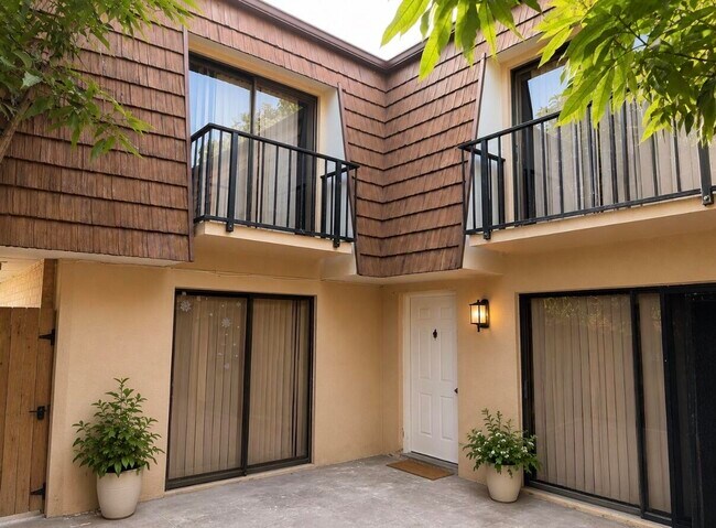 Photo - 1421 14th Ln