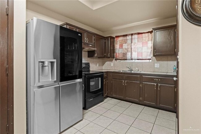 Photo - 6 McCormack Dr