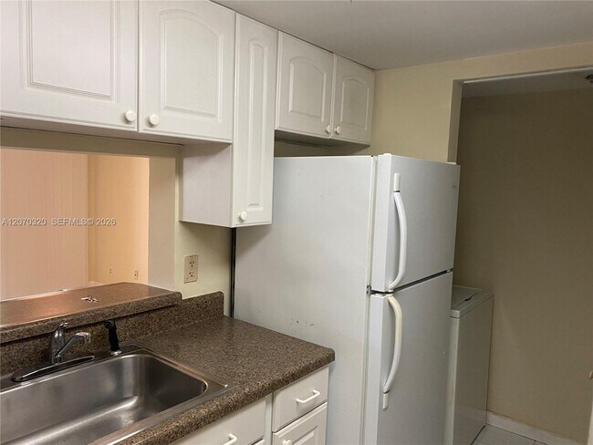 Photo - 9755 Westview Dr