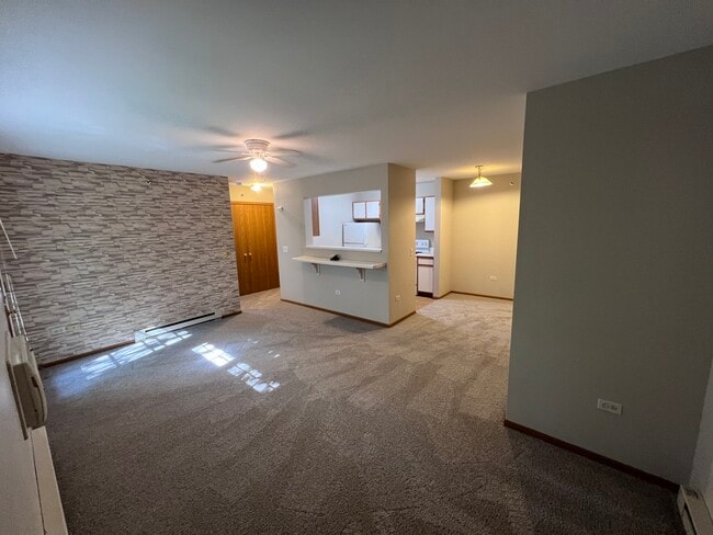 Photo - 330 Cunat Blvd