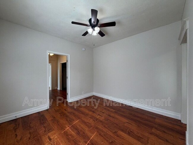 Photo - 1215 Peach St Unit 2