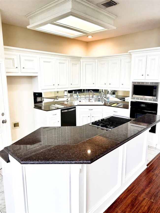 Photo - 807 Kipp Ave Unit A