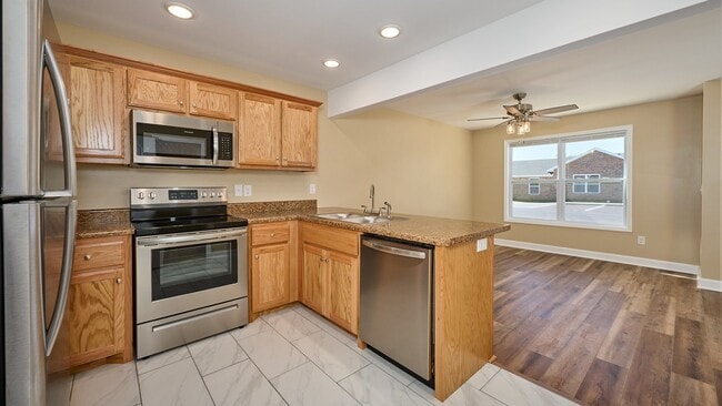 Photo - Coming Soon: 2BR, 1 1/2BA townhouse (Please speak with us before applying.) Unit 2