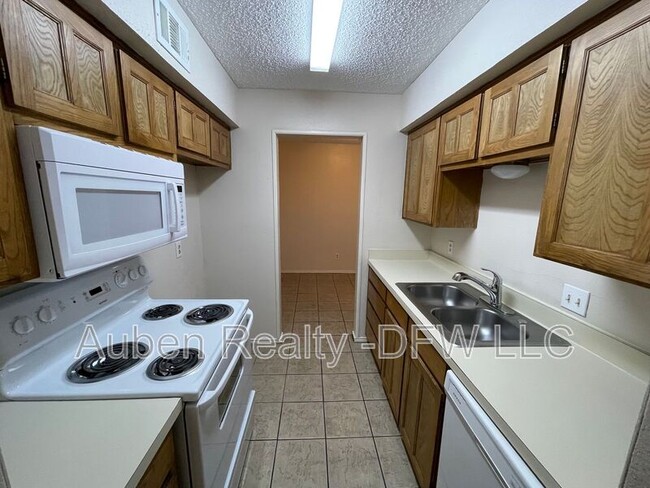 Photo - 5524 Lewis Ct Unit A