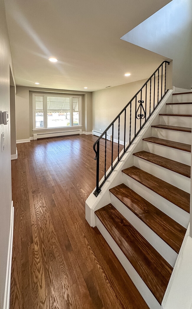 Photo - 4233 N Odell Ave