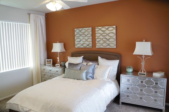 Stone Canyon Apartments
