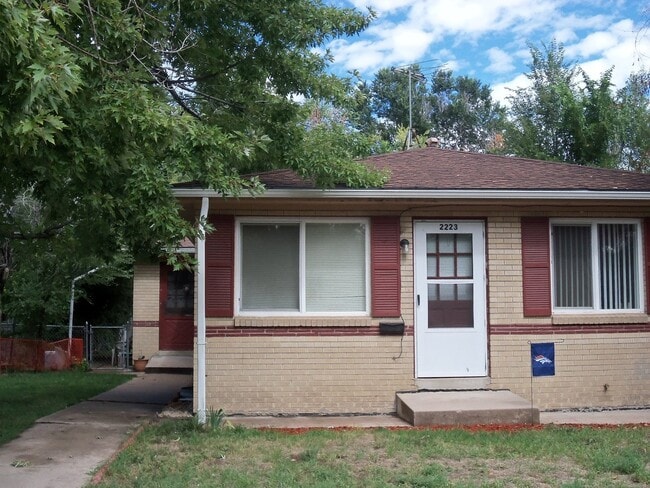 Building Photo - Sterne Park Duplex (2233PA)