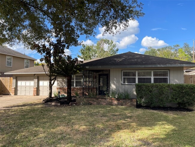 Photo - 4810 Hummingbird St