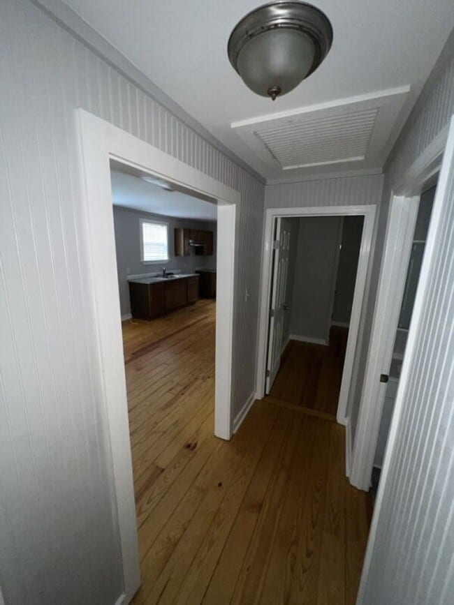 Photo - 3-Bedroom Home with Hardwood Floors & Open Living Space – Deposit Alternative Available!