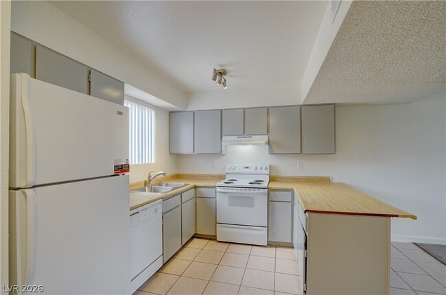 Photo - 3536 Rio Robles Dr