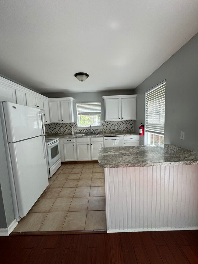 Photo - 415 S Zenia Ave House