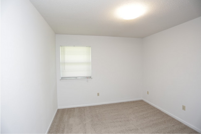 Photo - Stadium Apartments