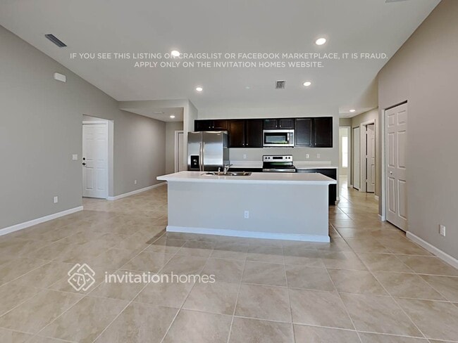 Photo - 679 SW Lucero Dr