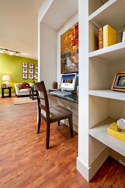 Milan Desk with Bookshelves
