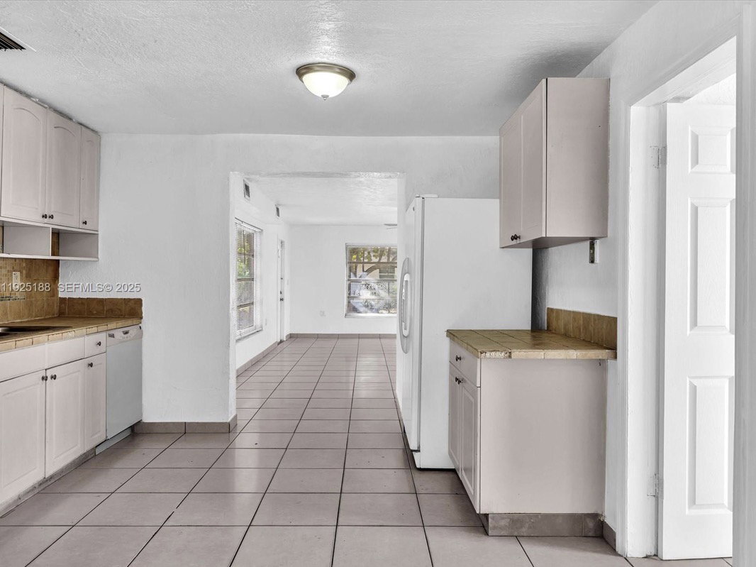 Photo - South 23rd Avenue, Hollywood, FL 33020 - 3 BR 2 BA single-family home