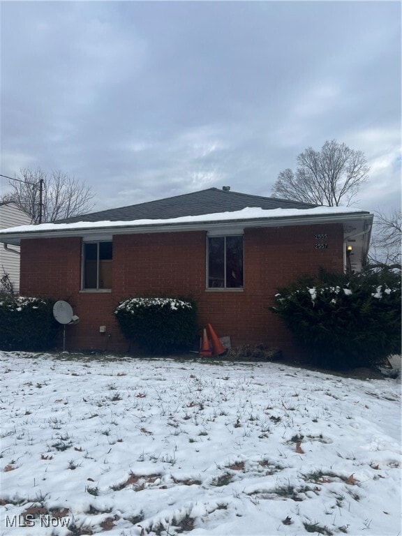 Building Photo - 2557 Edwin Ave