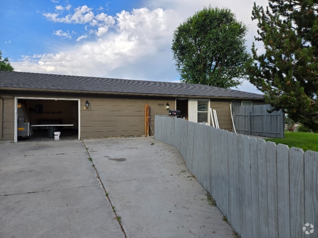 Building Photo - 1605 5th St N Rental