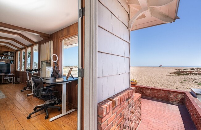 Photo - Winter Lease in Exclusive Peninsula Point Neighborhood. No yearly leases!