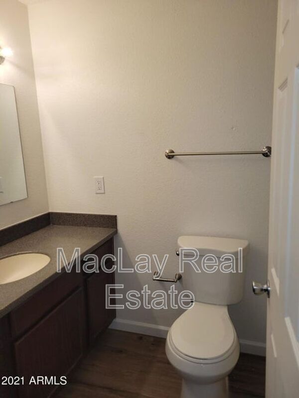 Photo - 424 W Brown Rd