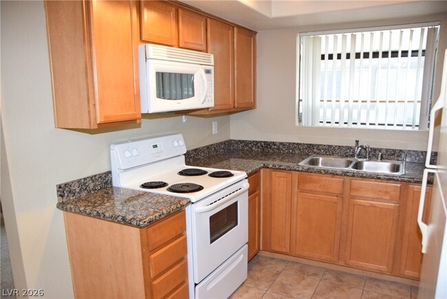 Photo - 7300 W Pirates Cove Rd Unit 1057