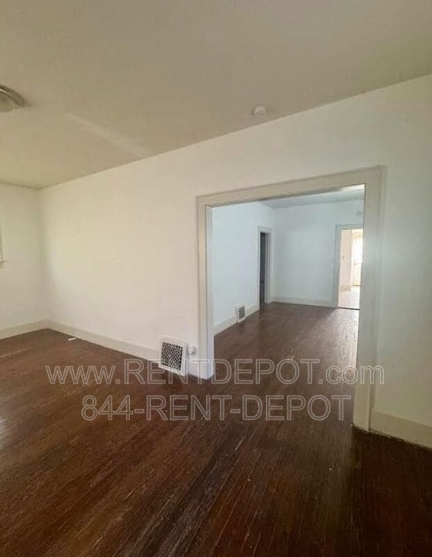 Photo - 1004 N Governor St
