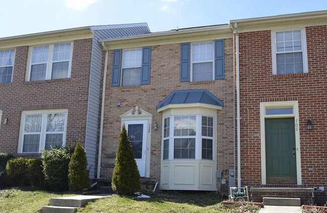 3 bedroom, 2.5 bathroom townhouse in the q... - 3 bedroom, 2.5 bathroom townhouse in the q...