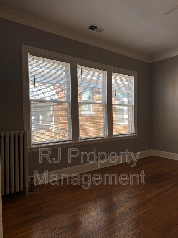 Photo - 72 N Belvedere Blvd