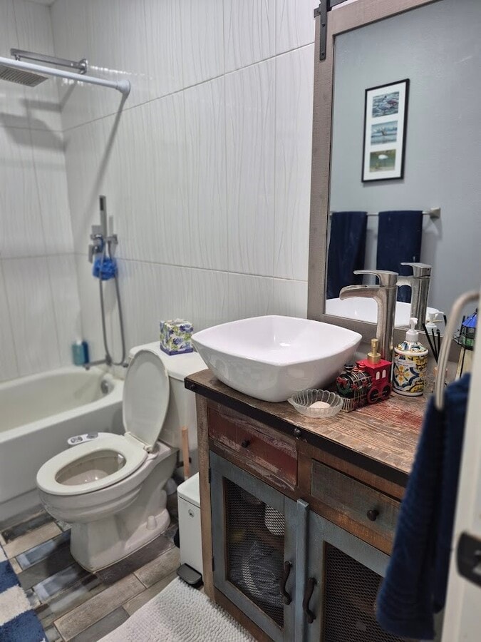 Photo - 793 Davis Rd