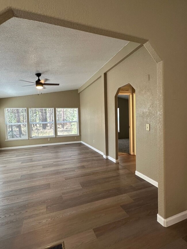 Photo - 18406 Freight Rd Ln