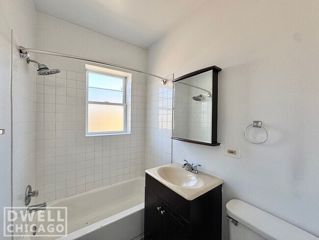 Photo - 1630 N Humboldt Blvd Unit 4C