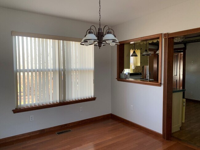 Photo - 212 Alden St