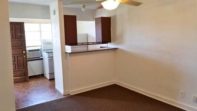 Photo - 13433 Topeka St