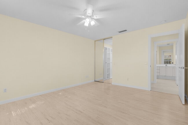 master bedroom - 4187 Saint George Ln