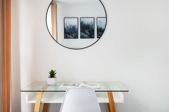 Photo - 444 W 48th St Unit FL3-ID1021992P