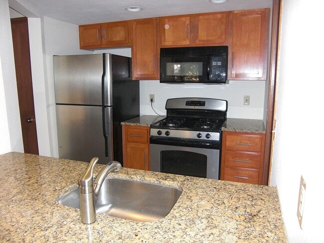 Photo - 2960 Shadow Creek Dr