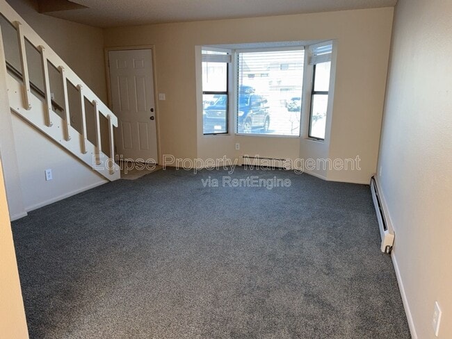 Photo - 3247 Main St Unit 3