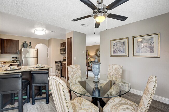 Photo - Breakers Apartments