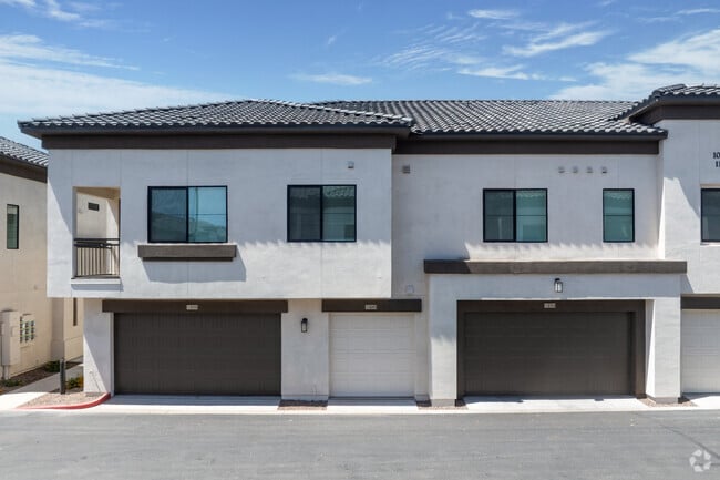 Photo - Woodcrest at Power Ranch Apartments