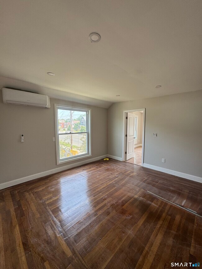 Photo - 1012 Dixwell Ave Unit 2