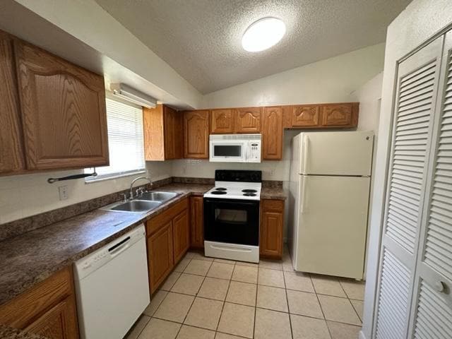 Photo - 1235 Karlovy Ave NW House