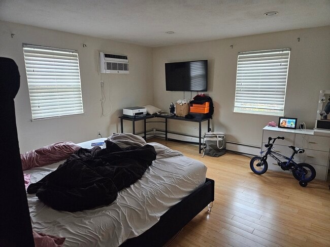 Photo - 16 Williamsburg Ct Unit 23