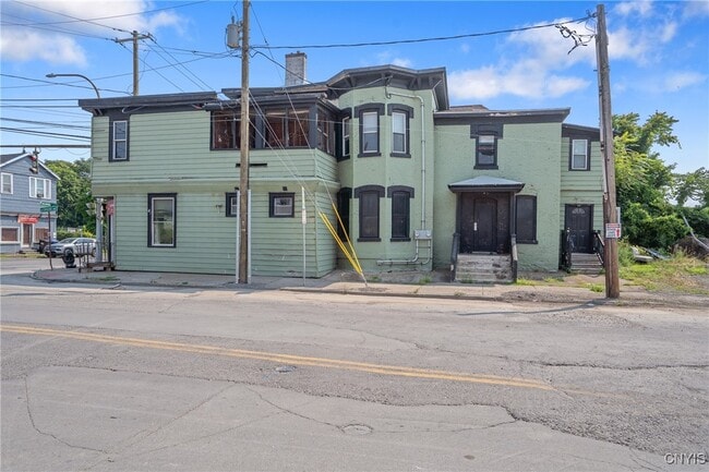 Photo - 600 Burnet Ave