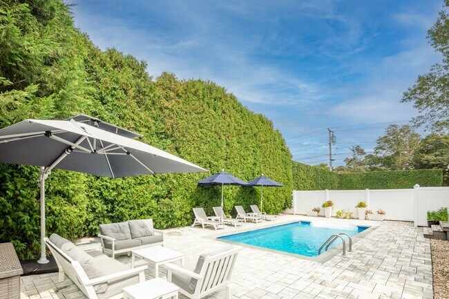 Photo - 27 Tanners Neck Ln