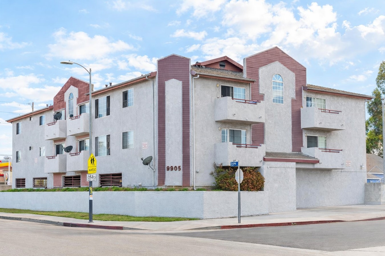 Broadway Apartments - Broadway Apartments